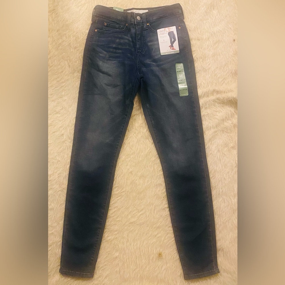 Levis Women Mid Rise Skinny Jeans|27x30| Blue Denim NWT